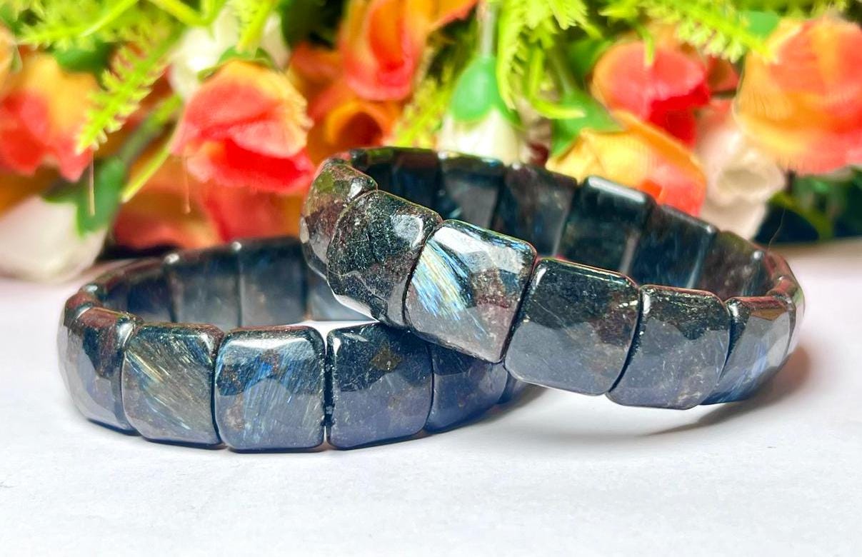 15 MM Greenland Nuummite Stone Bracelet l Stretchable Bracelet