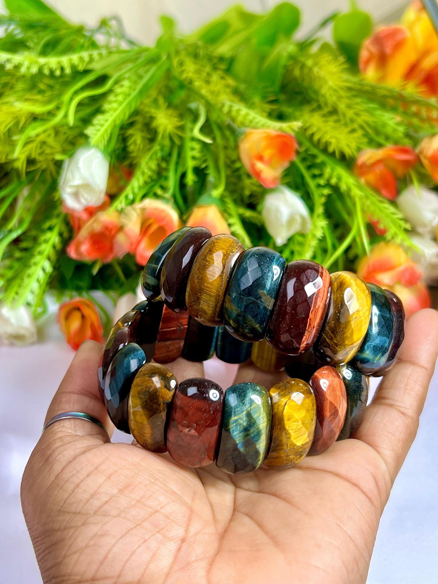 25 MM 3 Color Tiger Eye Stone Bracelet l Blue Tiger Eye ,Red Tiger Eye and Yellow Tiger Eye l Stretchable Bracelet High Grade