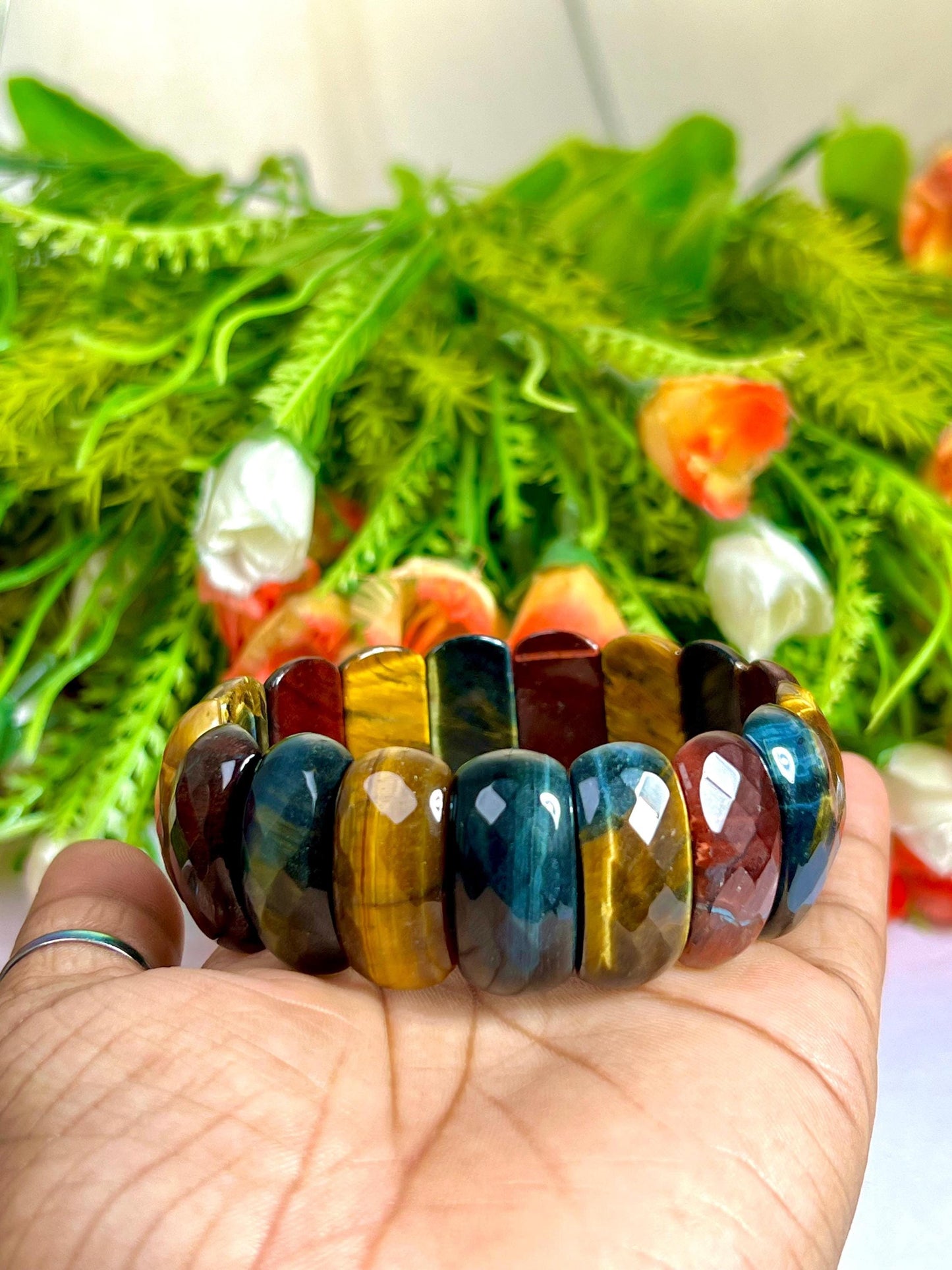 25 MM 3 Color Tiger Eye Stone Bracelet l Blue Tiger Eye ,Red Tiger Eye and Yellow Tiger Eye l Stretchable Bracelet High Grade