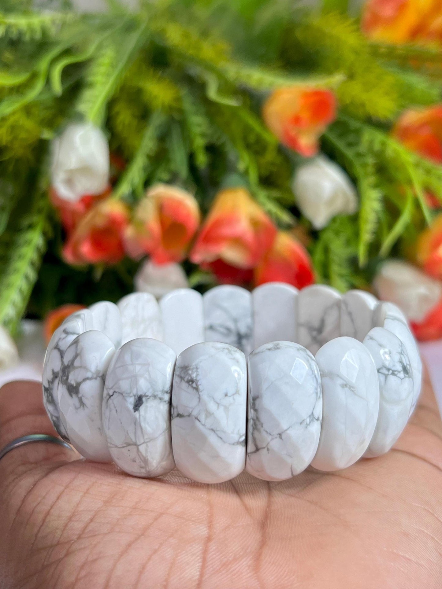 25 MM Howlite Stone Bracelet l Stretchable Bracelet