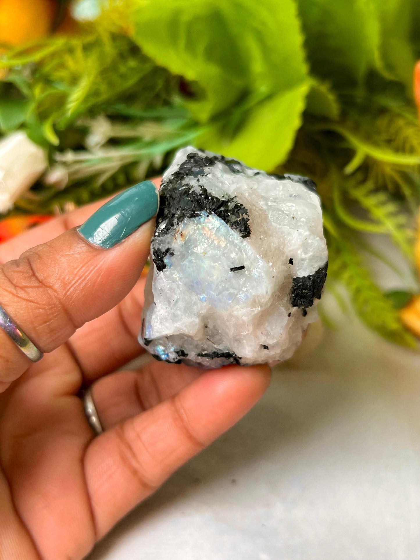 Premium White Rainbow Moonstone Crystal Natural Rough Stone with Beautiful Rainbow 84 Gram