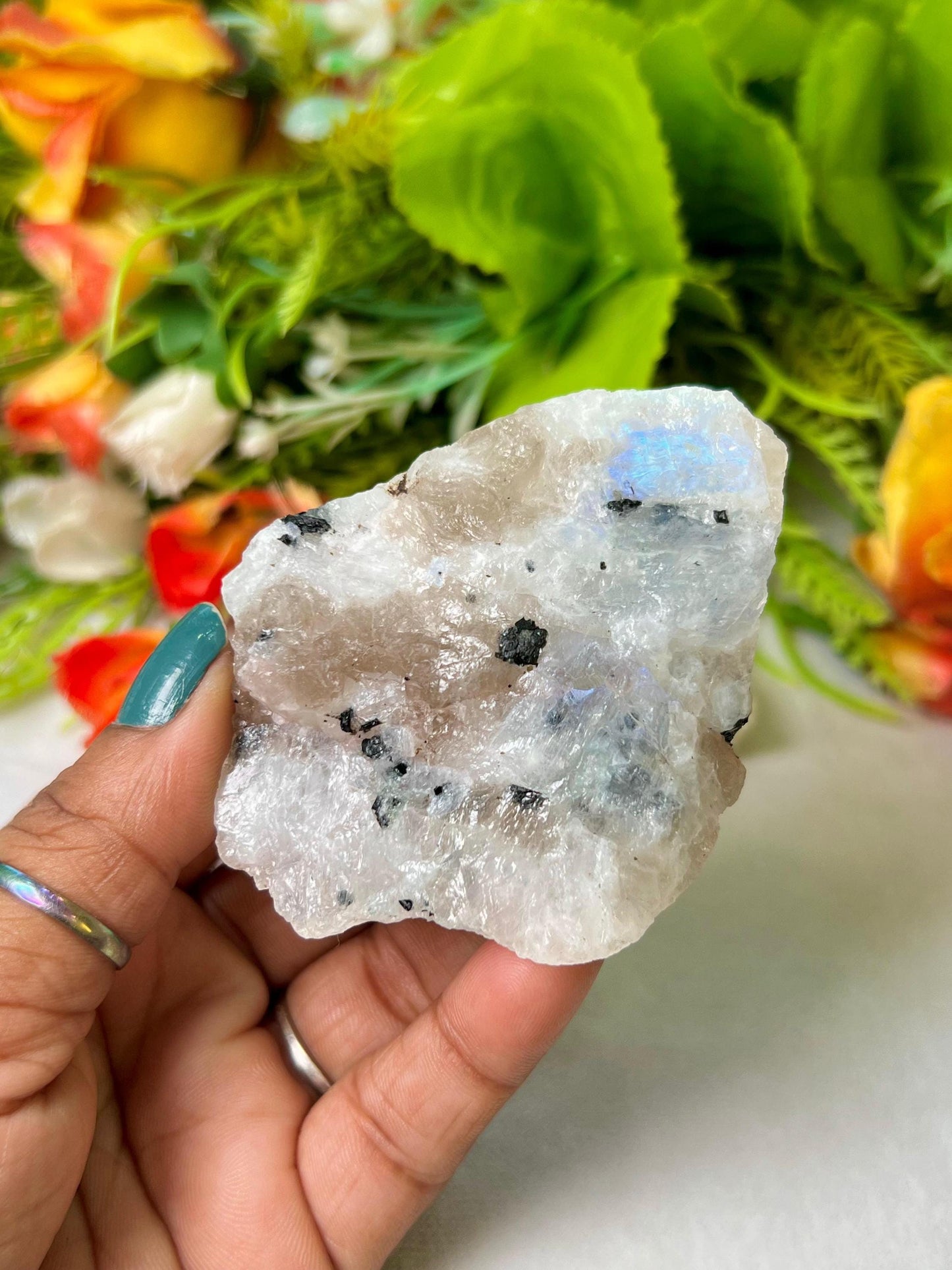 Premium White Rainbow Moonstone Crystal Natural Rough Stone with Beautiful Rainbow 100 Gram