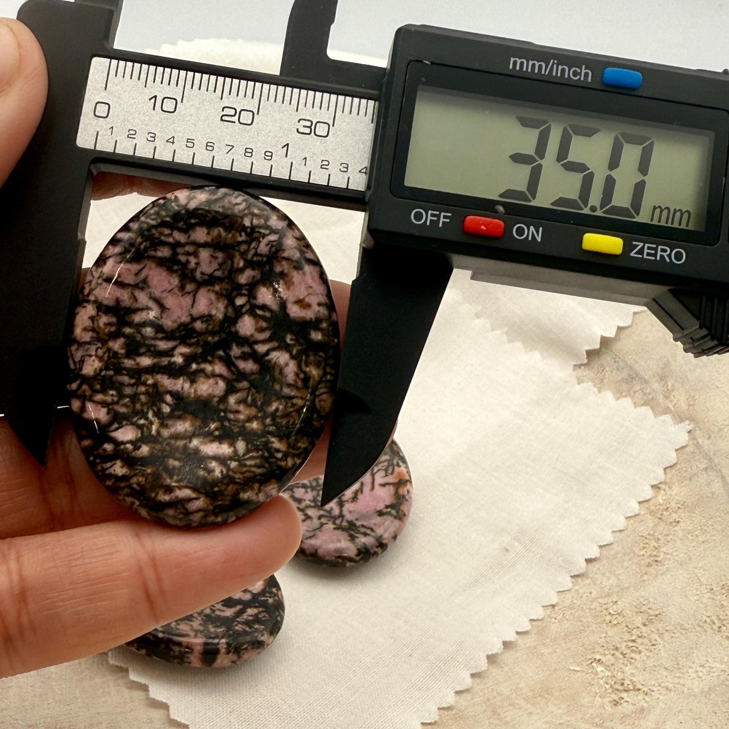 Rhodonite Worry Stone – Oval Palm Crystal for Love & Healing