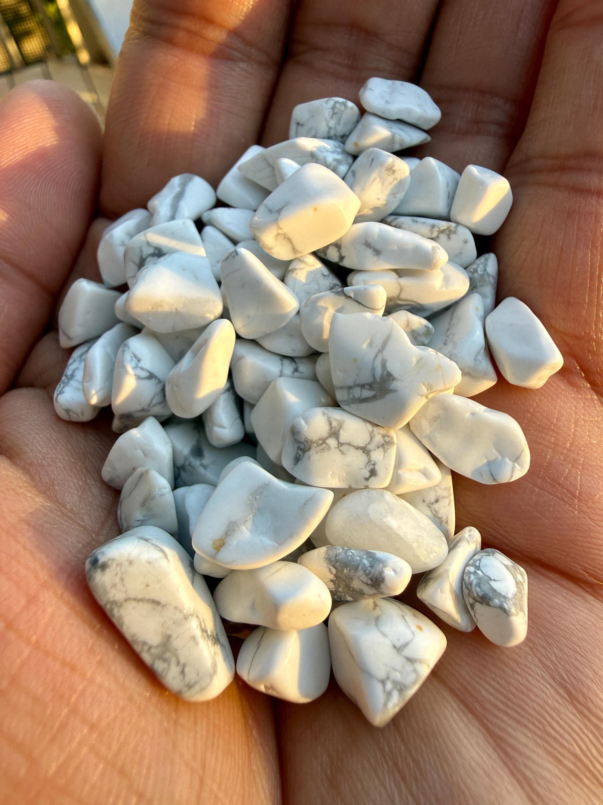 Howlite Chips β Howlite Crystal Chips | Chipped Howlite | Natural White Howlite Stone Chips | Raw Howlite Chips | Rough Howlite Chips