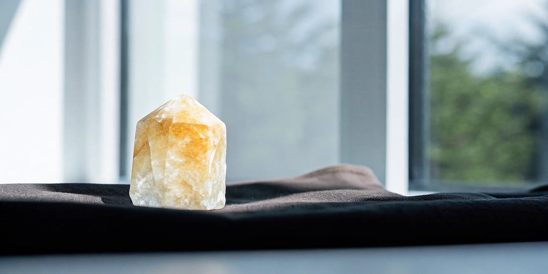 Citrine crystal promoting clarity, positivity, and abundance.