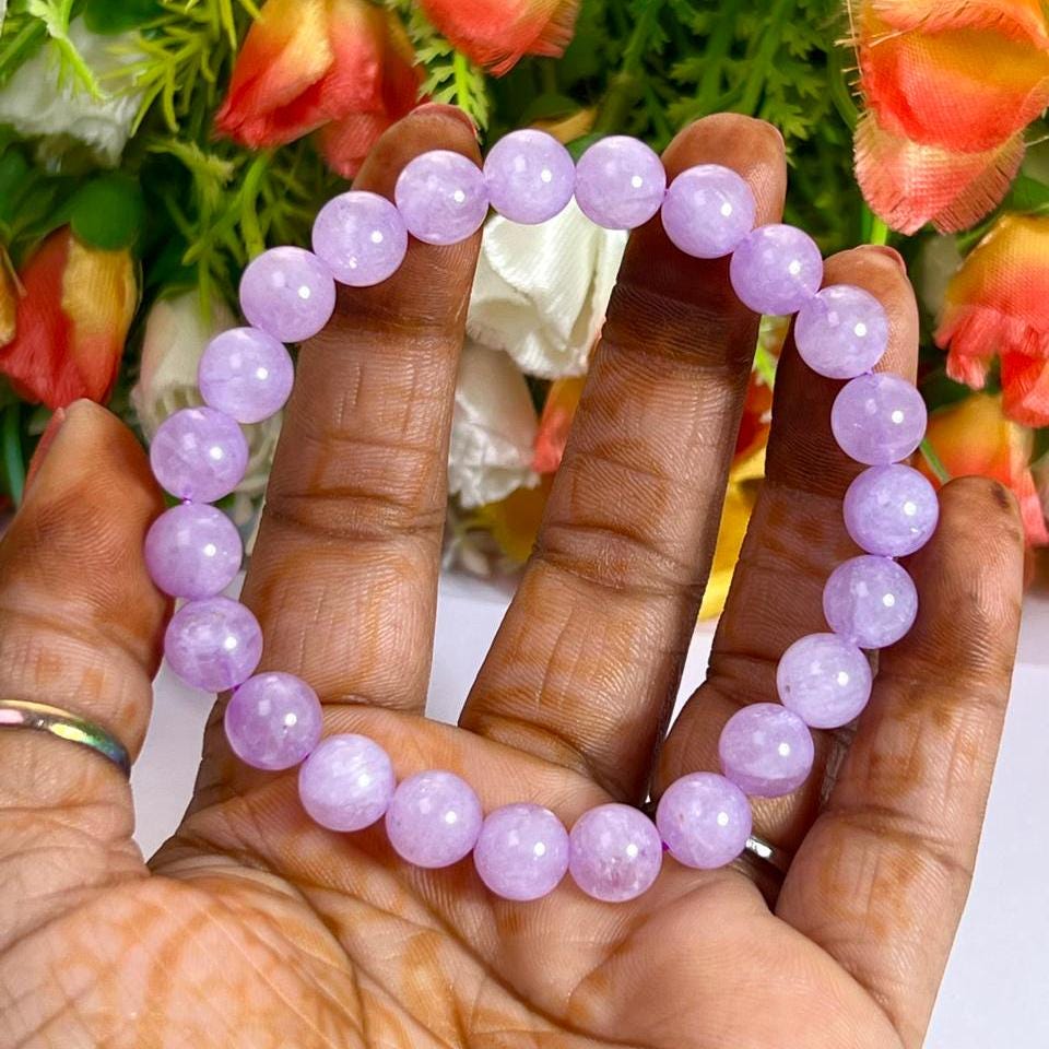 Lavender Quartz Stone Bracelet l Stretchable Bracelet l Unisex Bracelet l 8 MM Bracelet