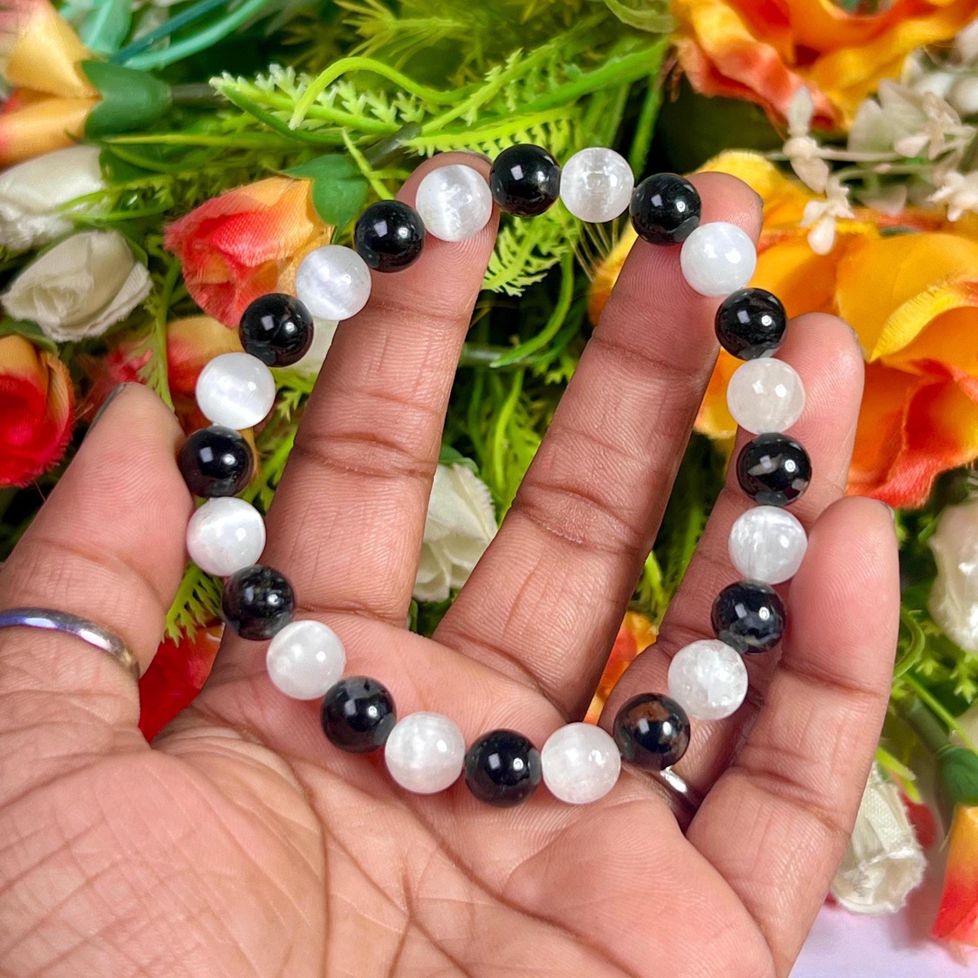 Black Tourmaline and Selenite Stone Bracelet l Stretchable Bracelet l Unisex Bracelet l 8 MM Bracelet