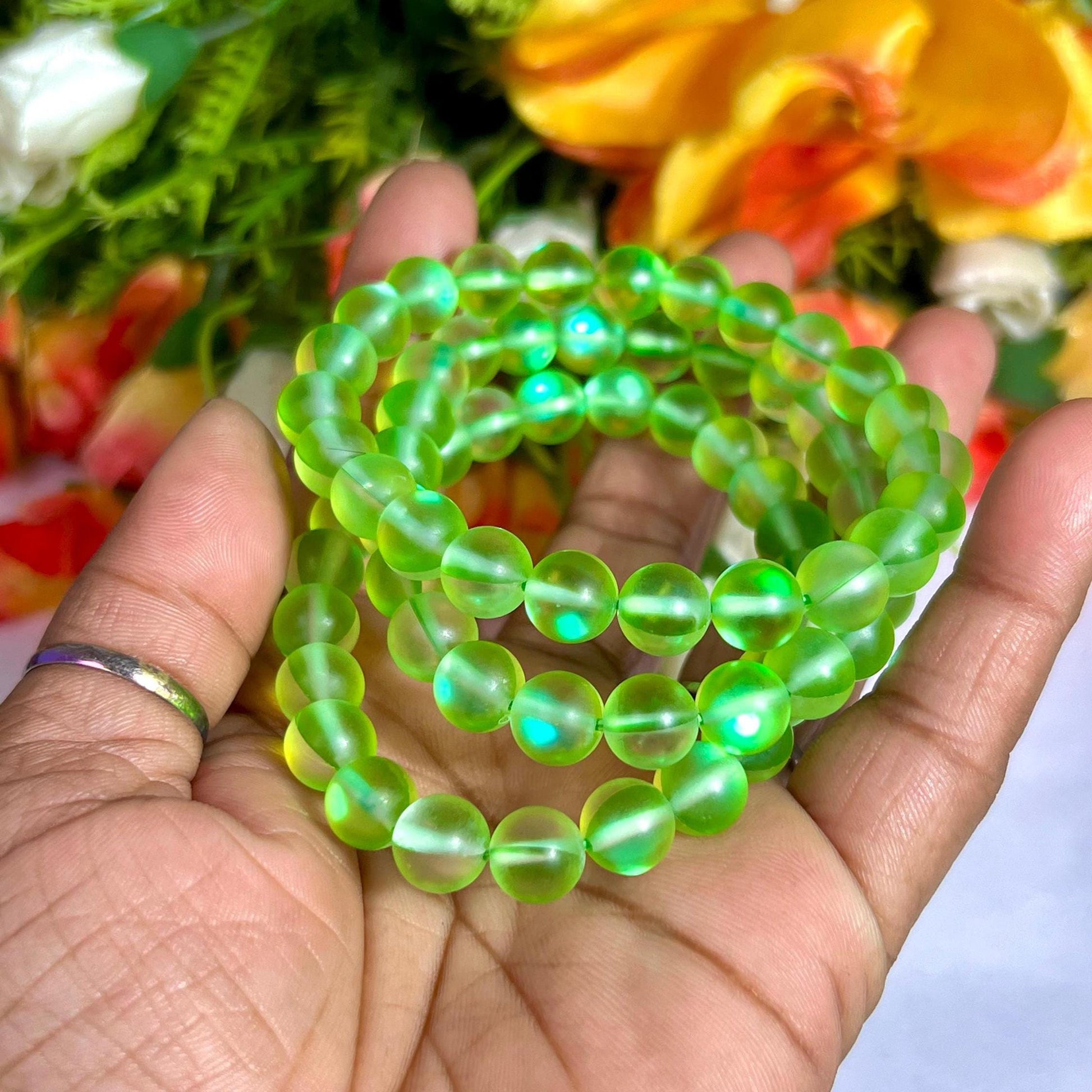 Peridot Aura Quartz Stone Bracelet l Stretchable Bracelet l Unisex Bracelet l 8 MM Bracelet