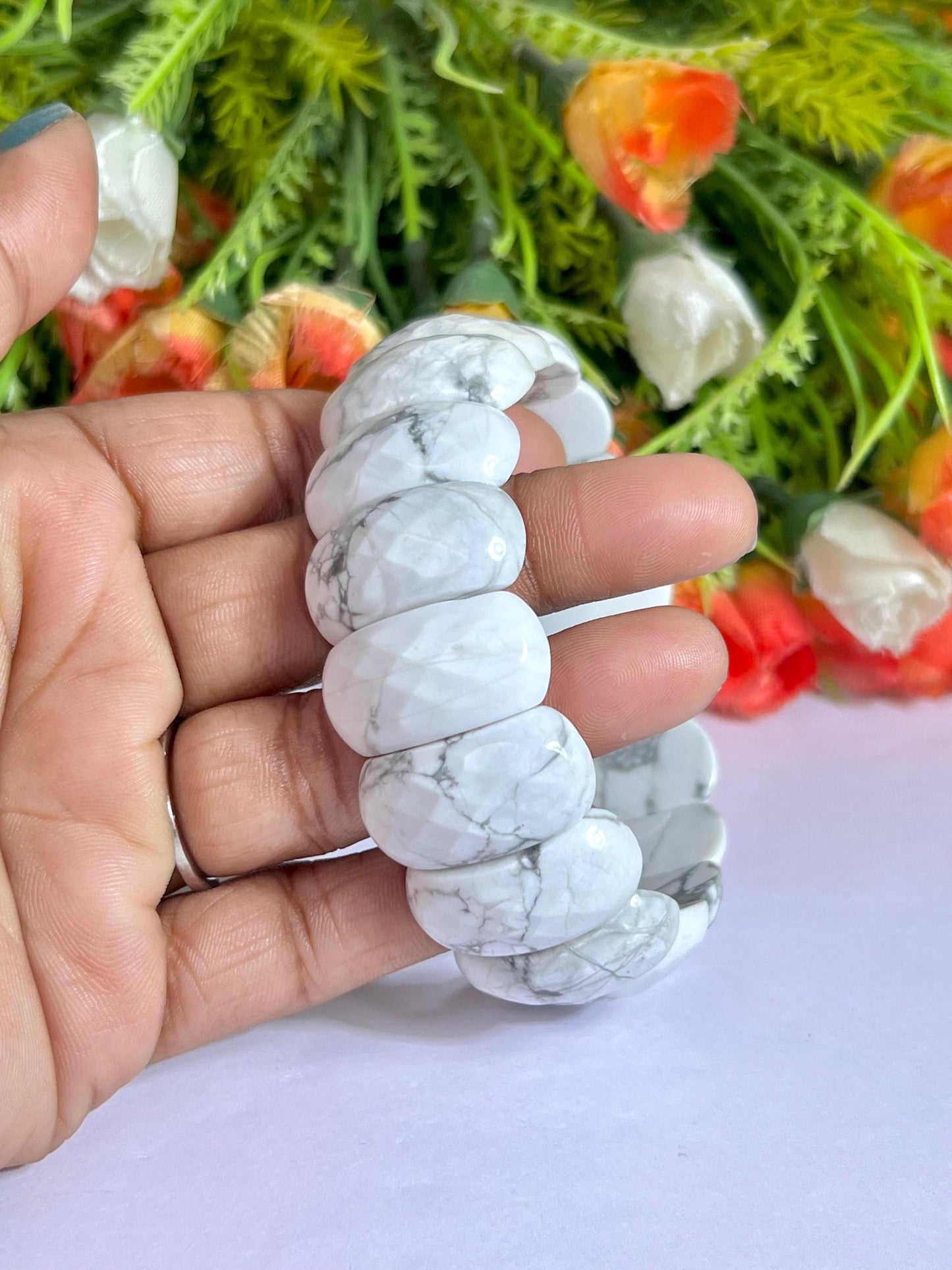 25 MM Howlite Stone Bracelet l Stretchable Bracelet