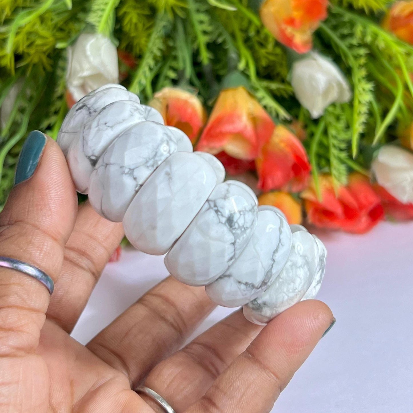 25 MM Howlite Stone Bracelet l Stretchable Bracelet