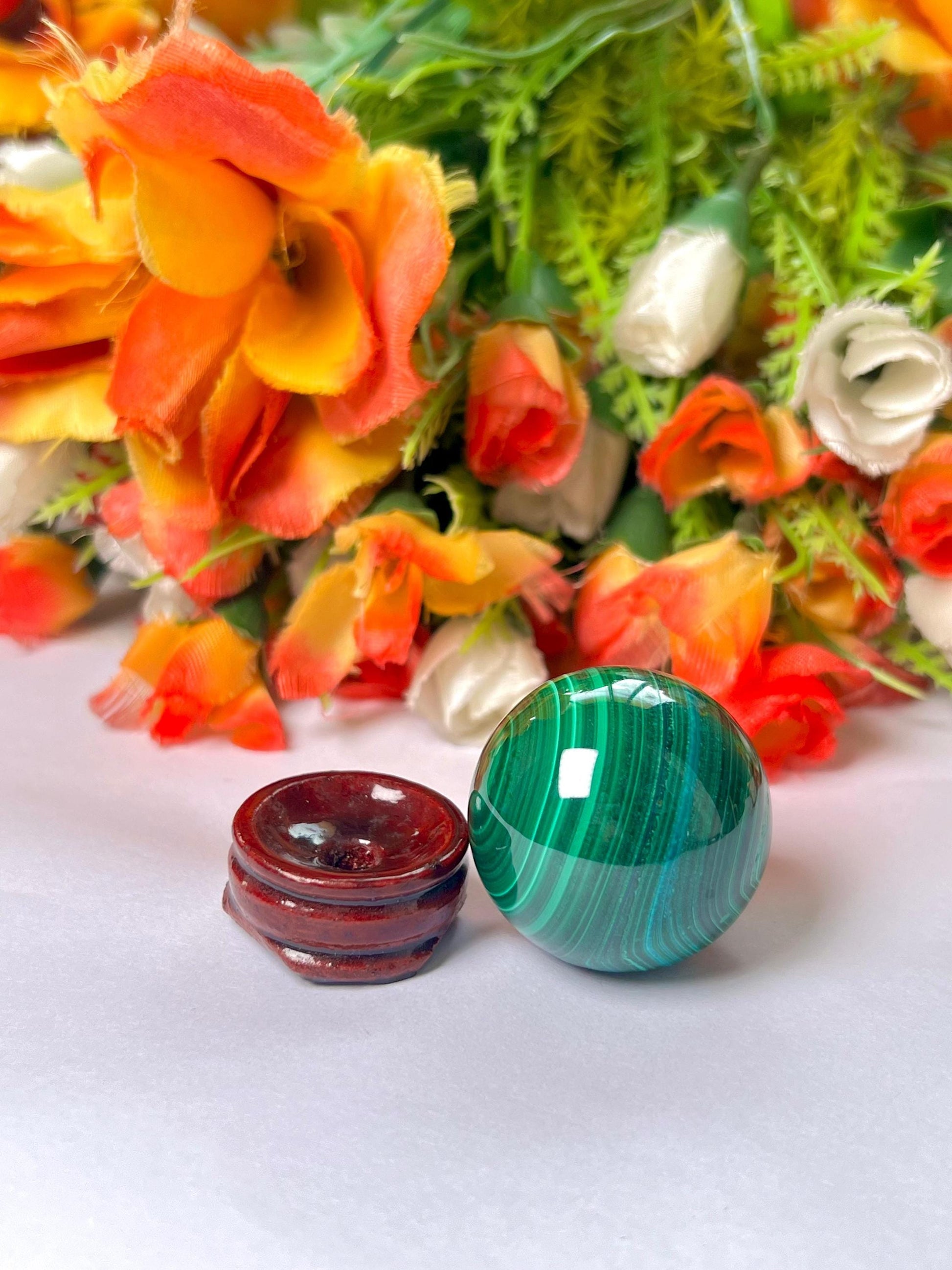 Malachite Stone Sphere 89 Gram Crystal Ball Orb Pocket Stone Meditation Space Crystal Grid With wooden Stand