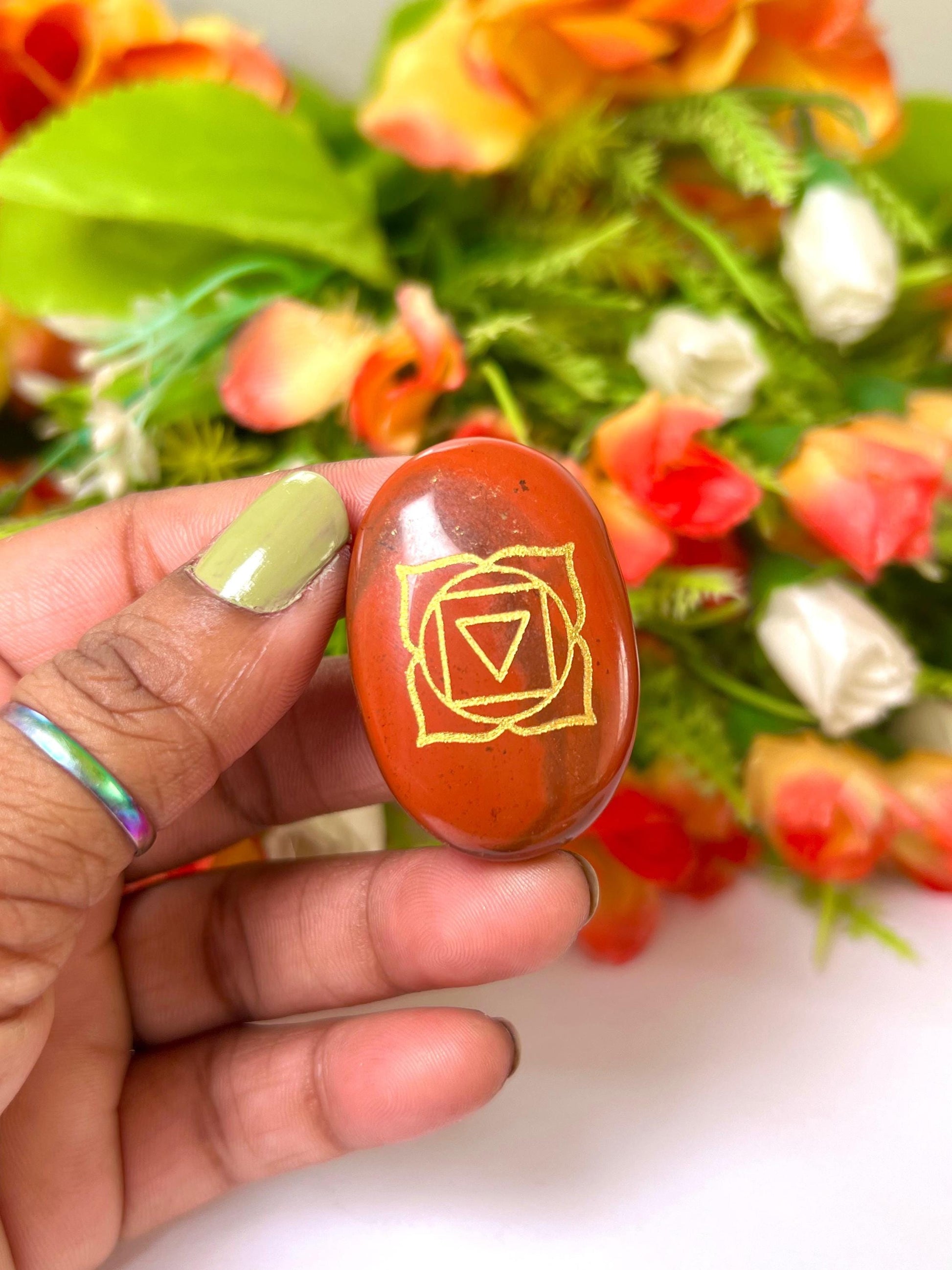 7 Seven Chakra Stones Oval Set With Switch Words, Engraved Healing Crystals Chakra Kit With Gift Pouch