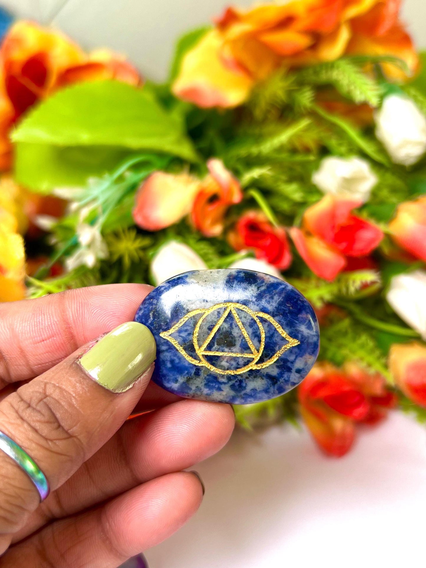 7 Seven Chakra Stones Oval Set With Switch Words, Engraved Healing Crystals Chakra Kit With Gift Pouch
