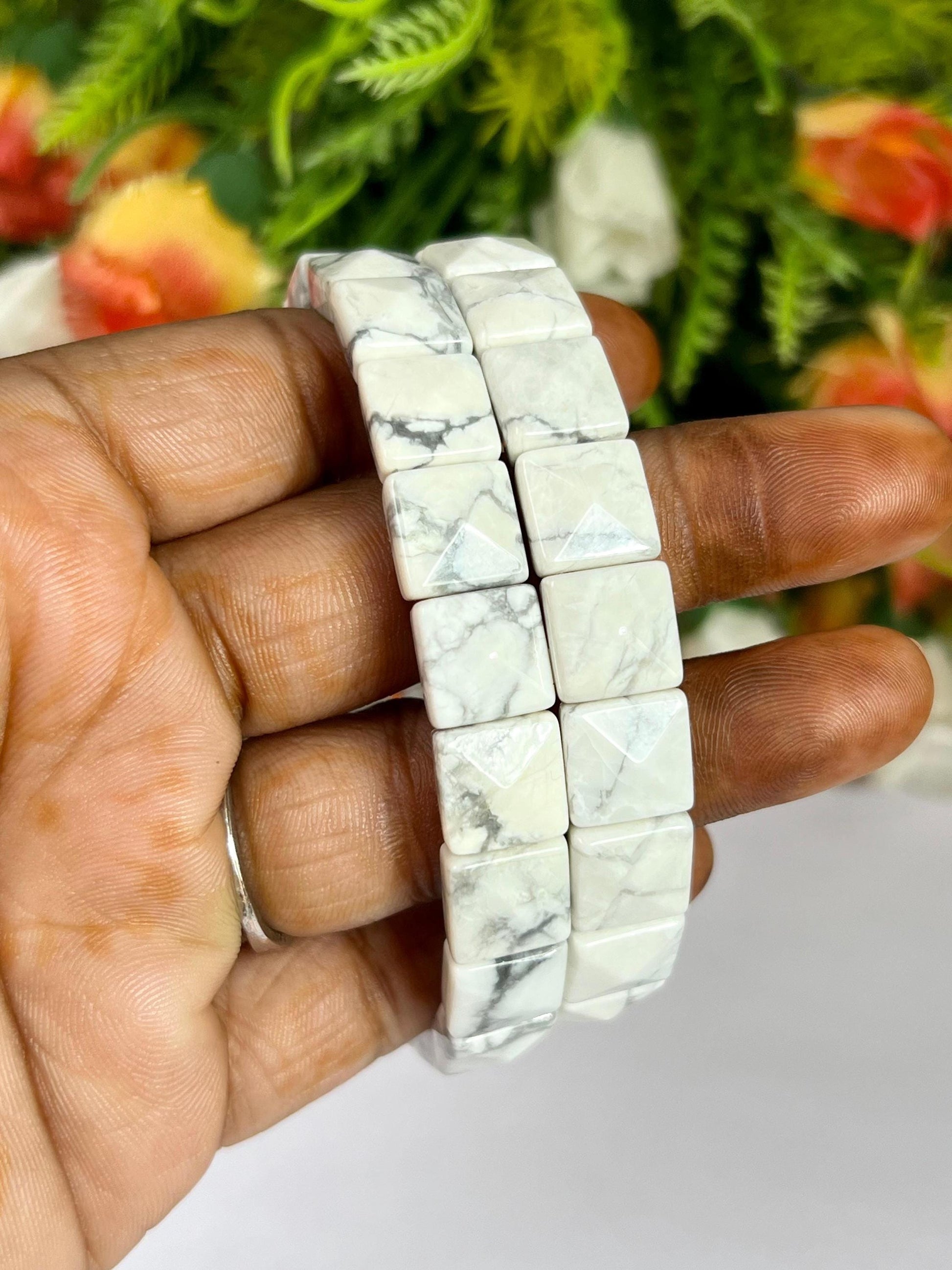 Howlite Stone Pyramid Shape 10 MM Bracelet
