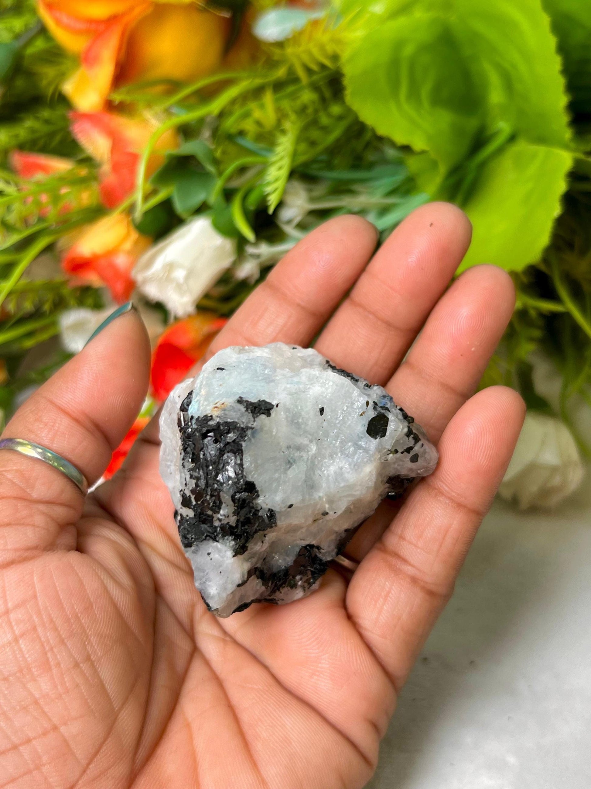 Premium White Rainbow Moonstone Crystal Natural Rough Stone with Beautiful Rainbow 84 Gram