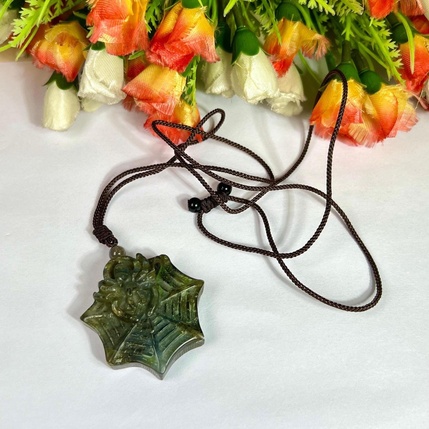 2" Labradorite Stone Spider Carving Pendant Necklace – Mystical Glow for Balance & Protection