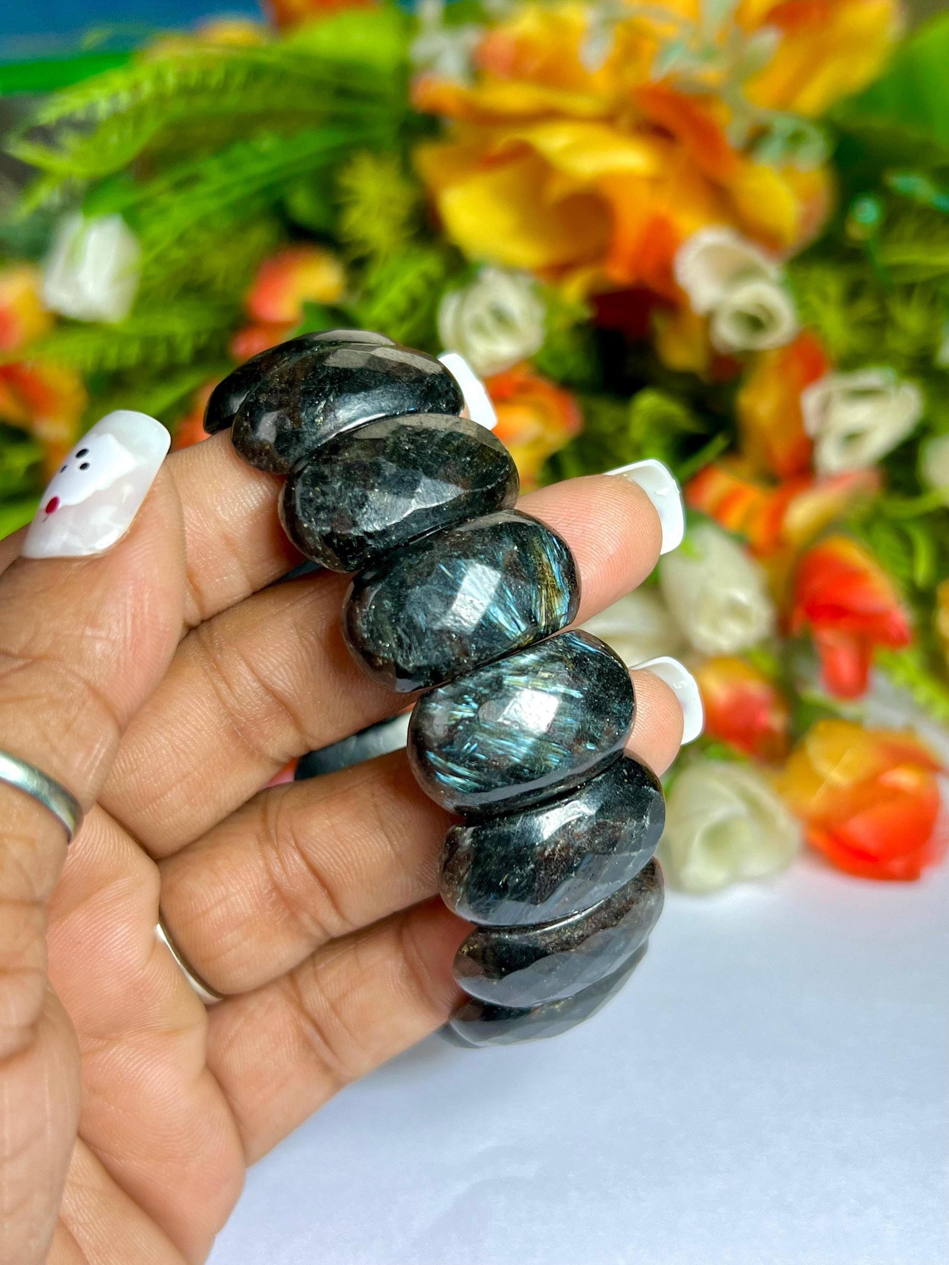 25 MM Greenland Nuummite Stone Bracelet l Stretchable Bracelet