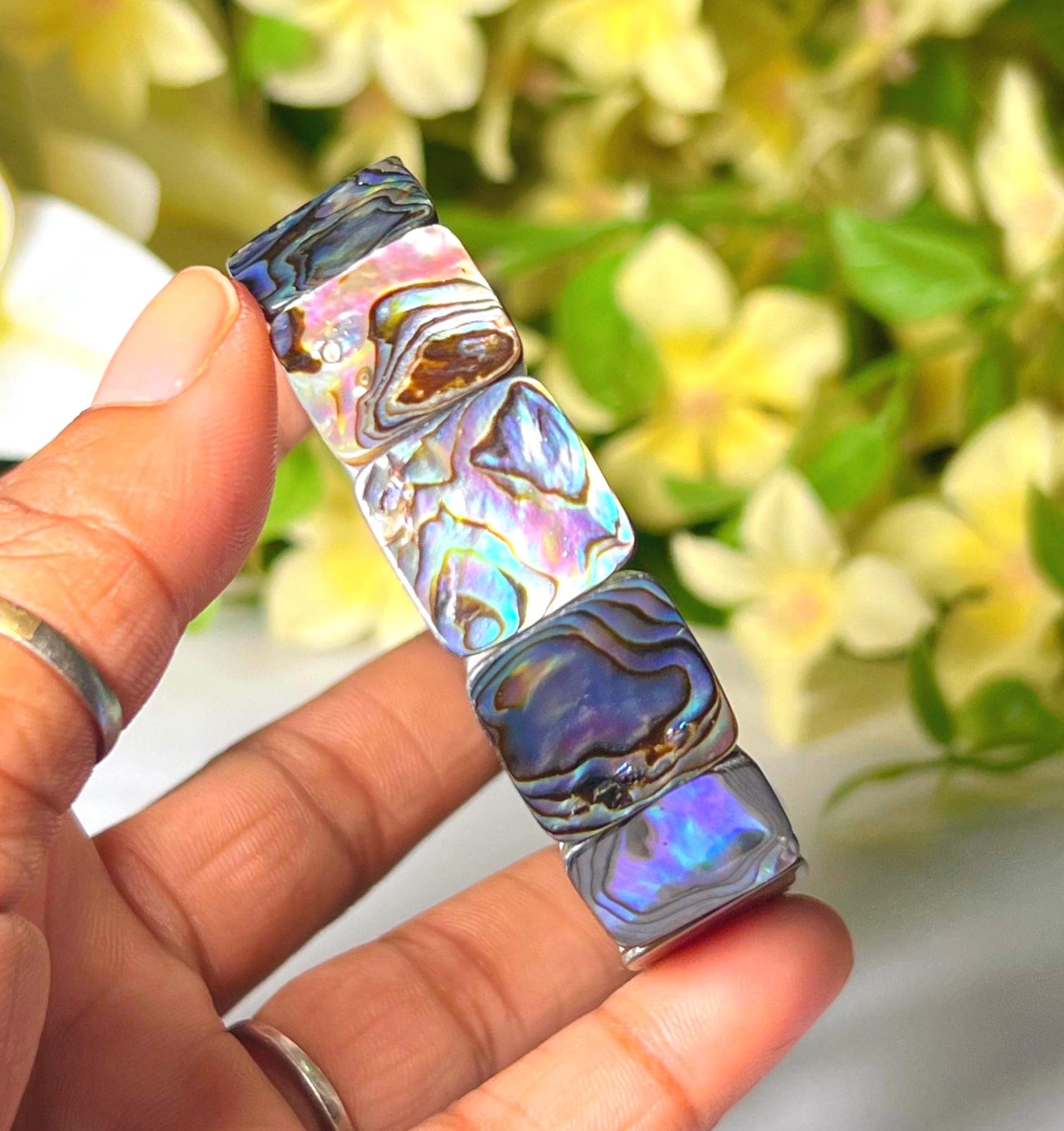 15 MM Abalone Shell Stone Bracelet l Stretchable Bracelet