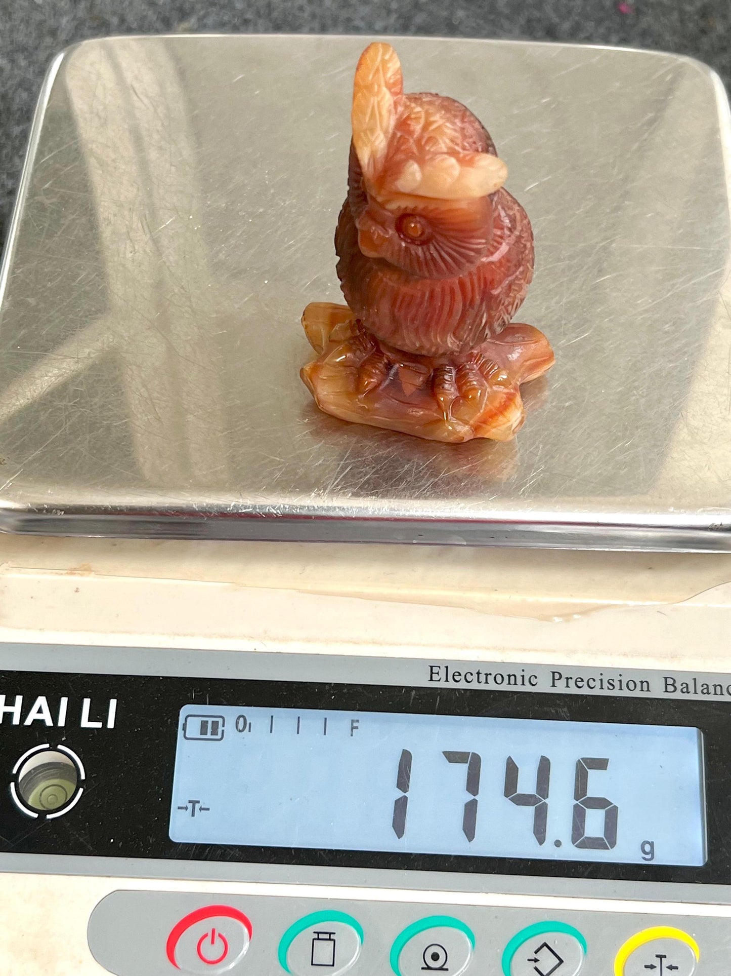 Beautiful Carnelian Stone Carving Owl Bird - Healing Crystal - Home Decoration - Reiki Healing - Gift for All 174 Gram