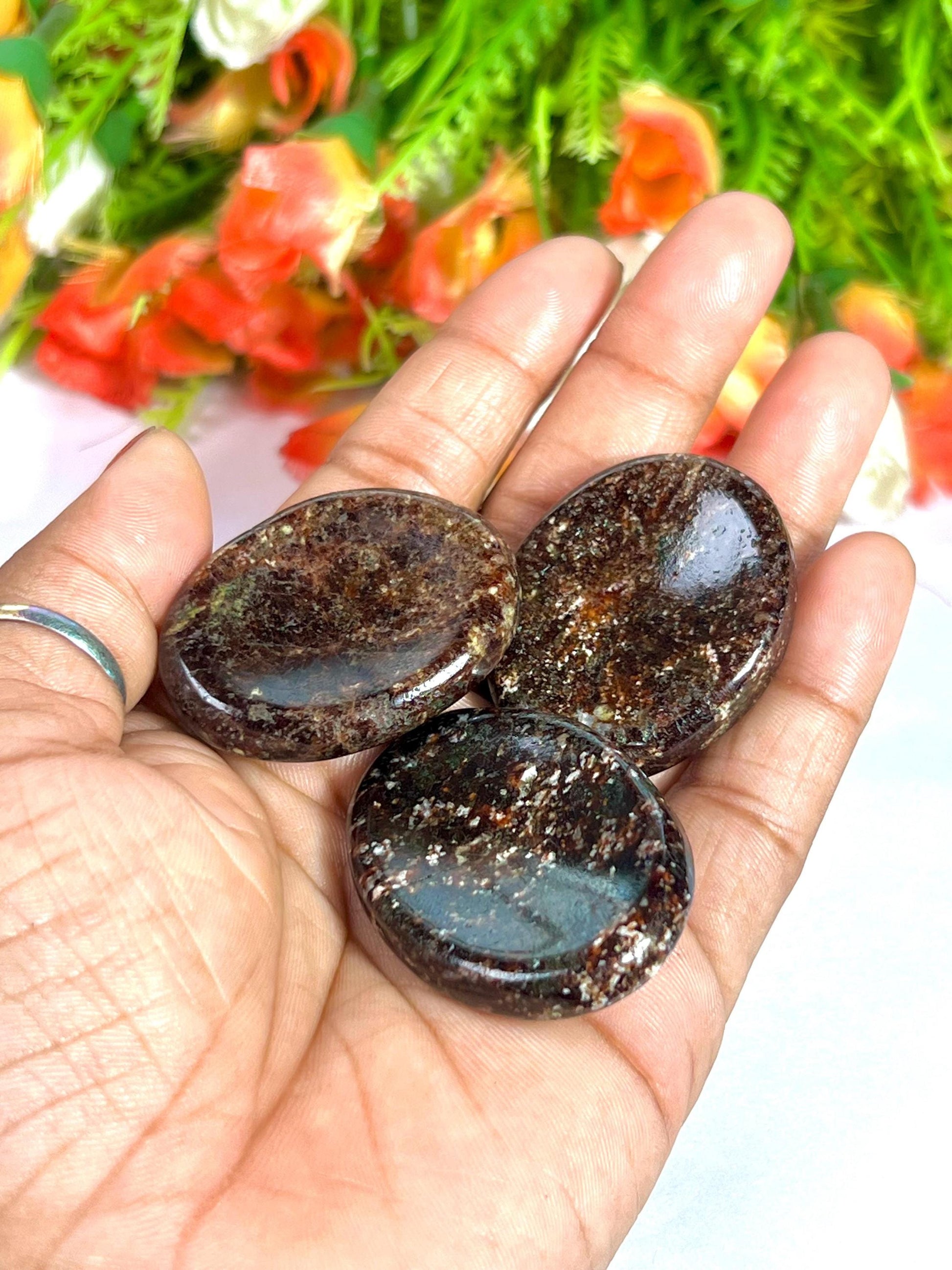 Garnet Stone Worry Stone – Crystal Worry Stone – Pocket Stone – Healing Crystal - 4cmx3cm Thumb Stone One (1) Piece