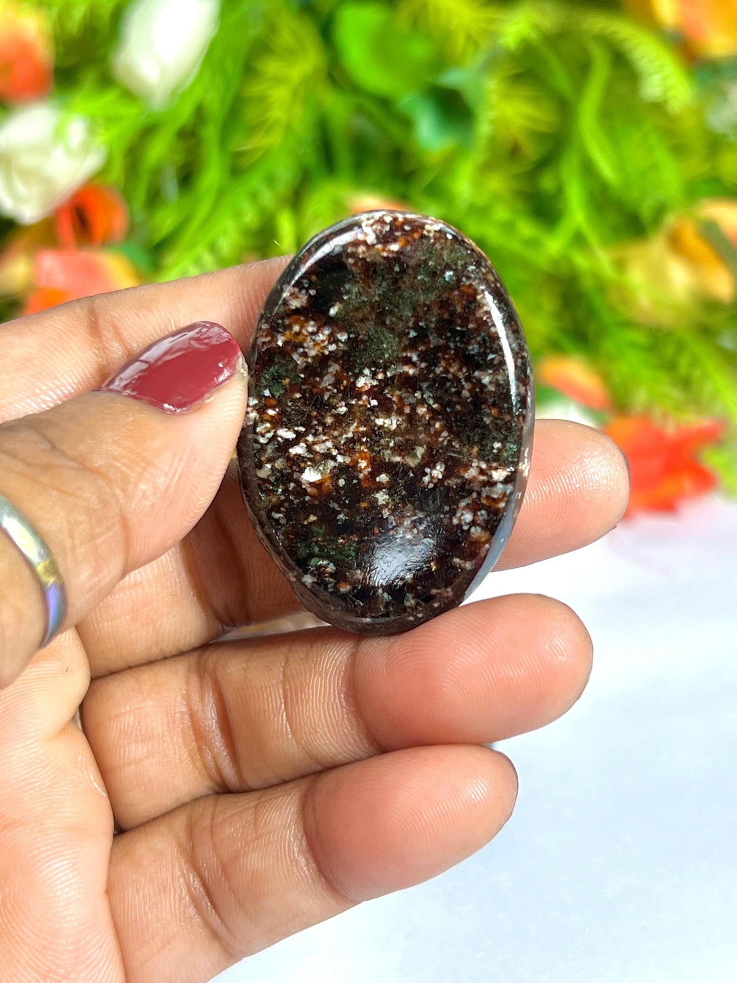 Garnet Stone Worry Stone – Crystal Worry Stone – Pocket Stone – Healing Crystal - 4cmx3cm Thumb Stone One (1) Piece