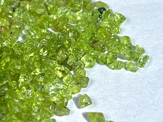Peridot Stone Chips Stone - Spiritual Stone -Healing Crystals in pack Quality AAAAA +++++