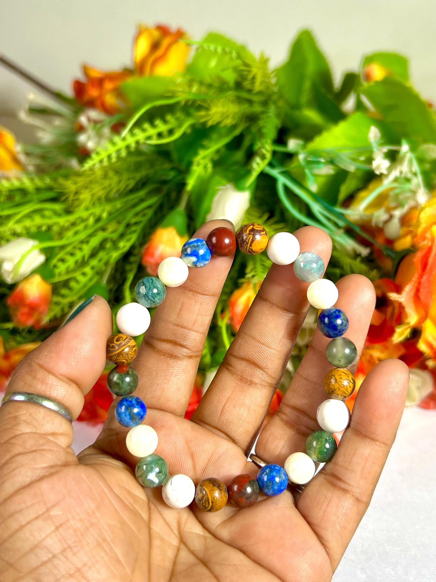Good Health Crystal Bracelet – Moss Agate, Howlite, Calligraphy Jasper, Bloodstone, Lapis Lazuli & Mother of Pearl