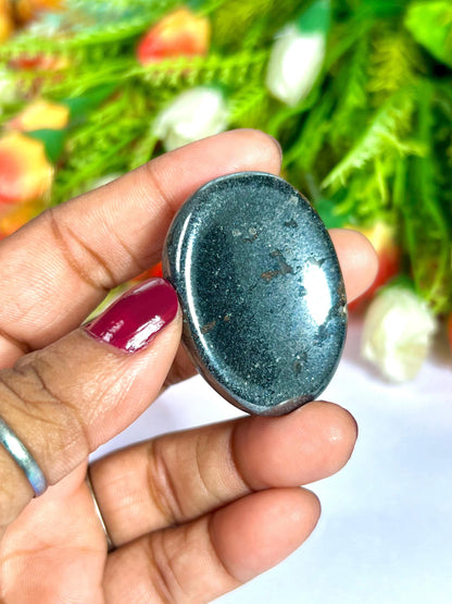 Hematite Stone Worry Stone – Crystal Worry Stone – Pocket Stone – Healing Crystal - 4cmx3cm Thumb Stone One (1) Piece