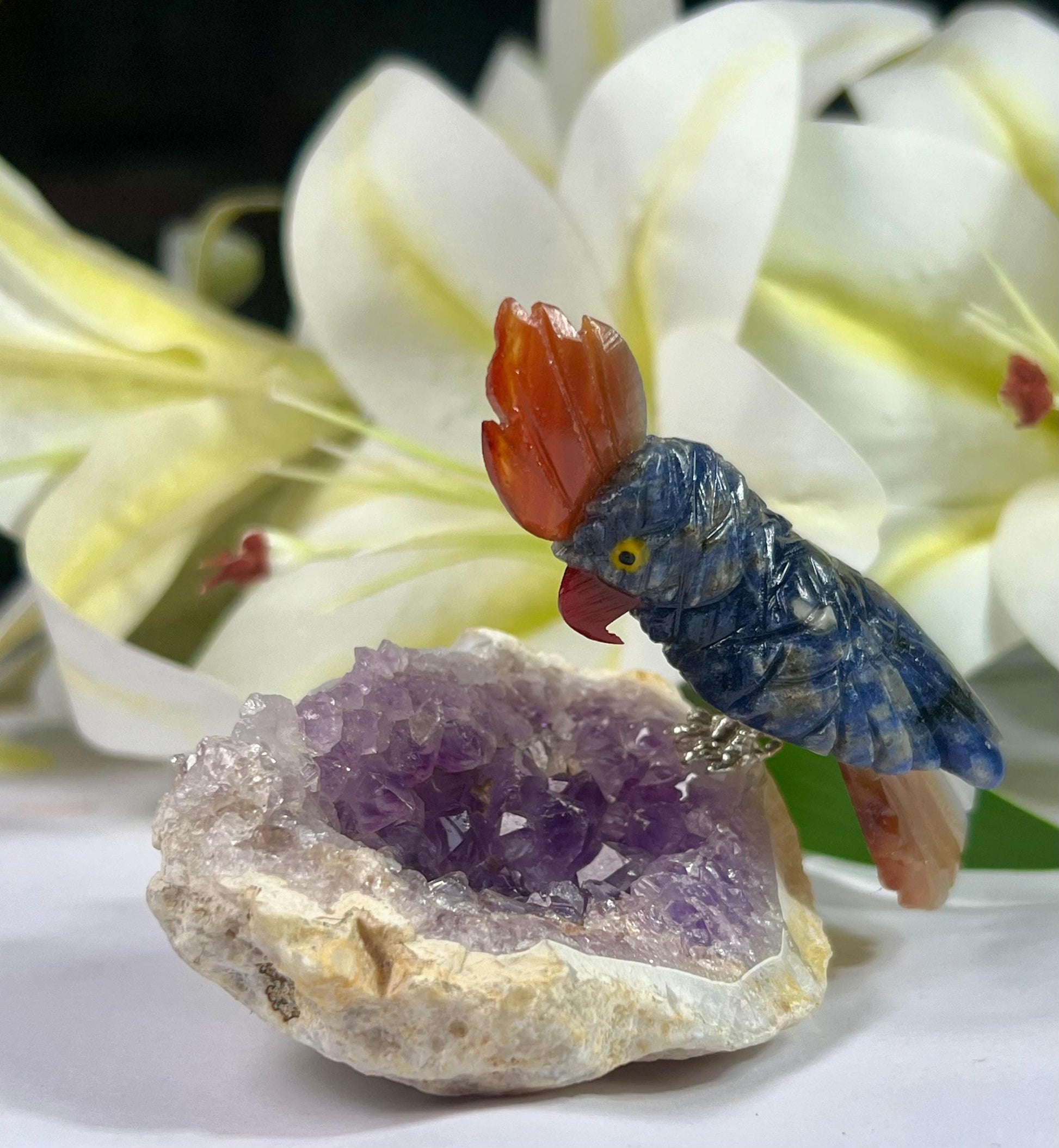 Beautiful Dumortierite Stone Parrot Bird On Amethyst Geode Mineral Healing Crystal - Home Decoration-Reiki Healing - Gift for All