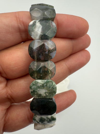 Moss Agate Bracelet 15MM Oval Beads – Natural Crystal for Grounding, Prosperity & Calm