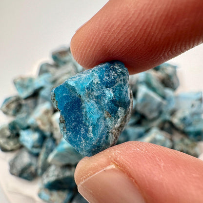 Raw Blue Apatite Stone Beads: Natural Gemstone Nuggets for Jewelry