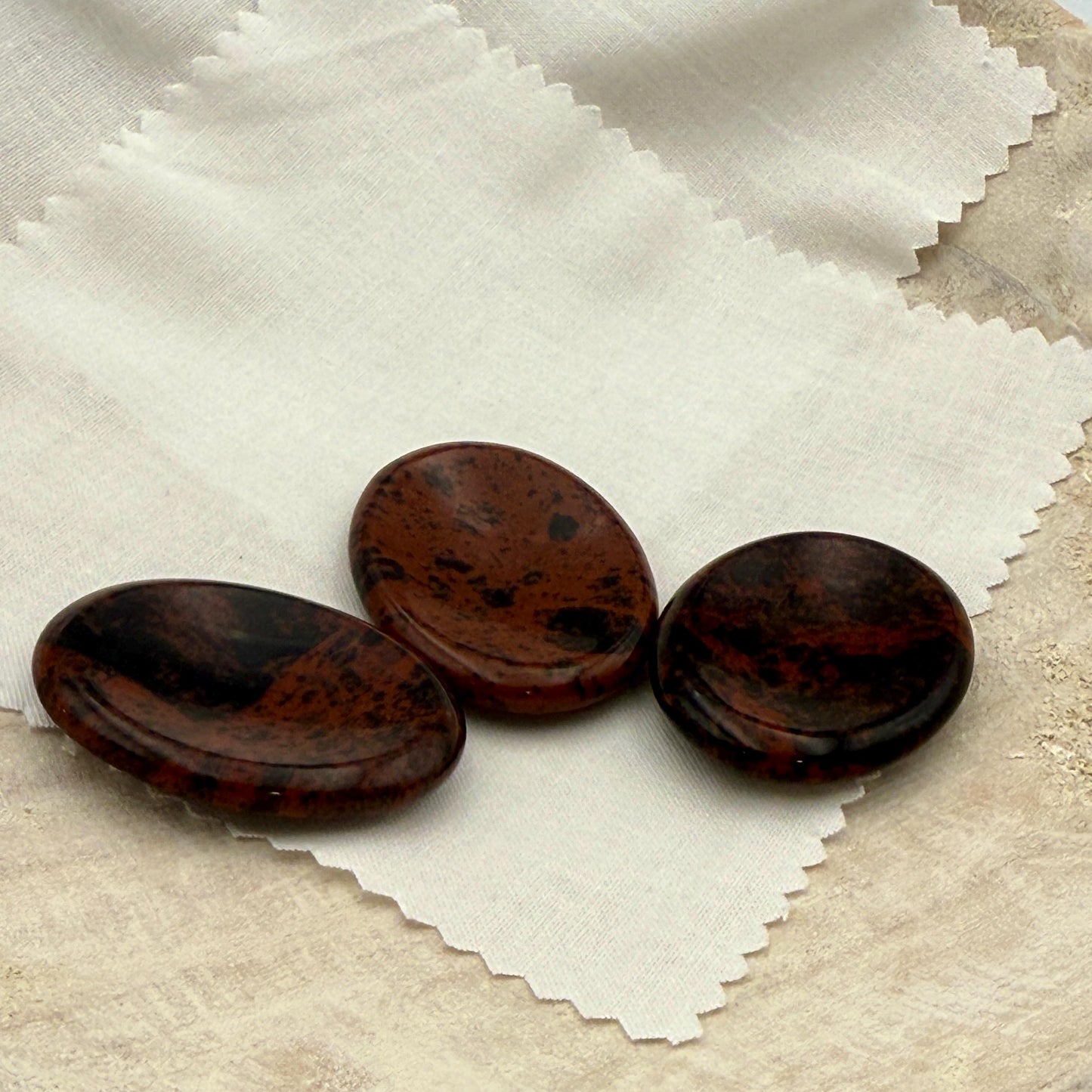 Mahogany Obsidian Worry Stone – Natural Polished Palm Stone