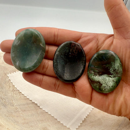 Moss Agate Worry Stone – Oval Palm Crystal, Emotional Balance