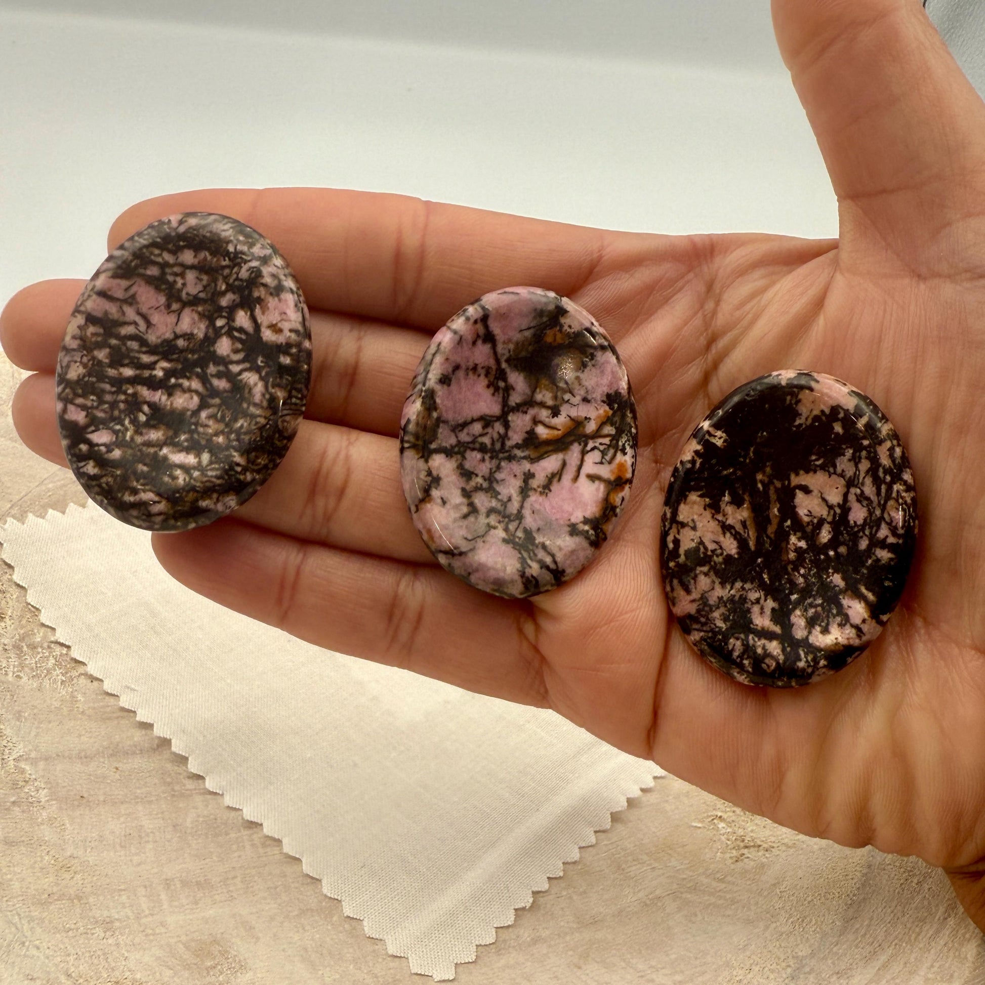 Rhodonite Worry Stone – Oval Palm Crystal for Love & Healing