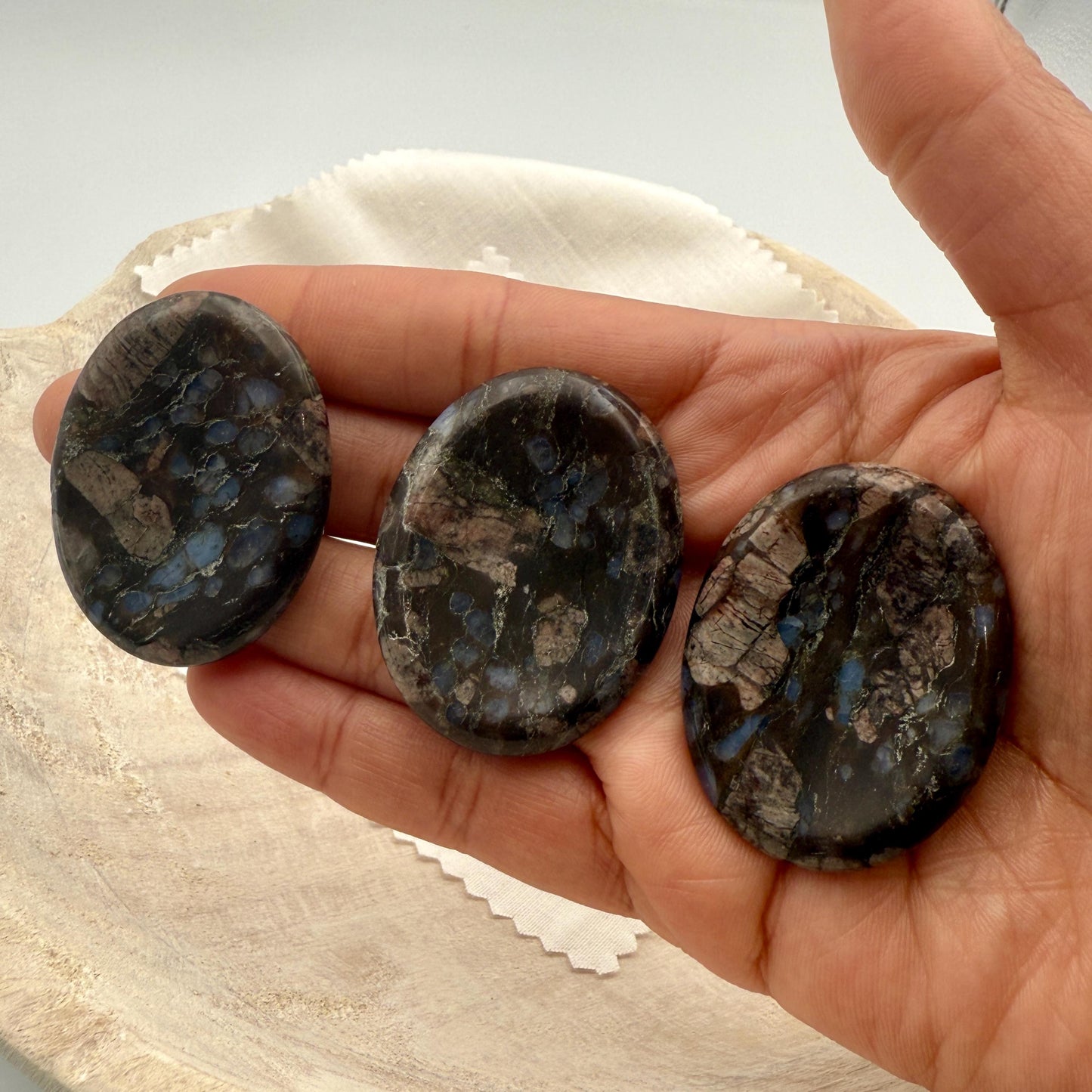 Que Sera Worry Stone - Metaphysical Palm Crystal, Brazil