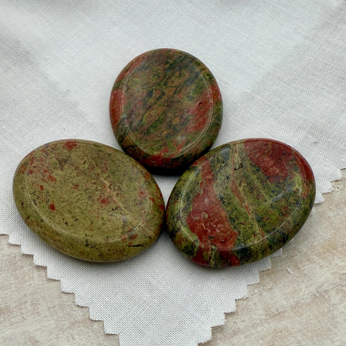 Unakite Worry Stone – Oval Palm Crystal for Healing