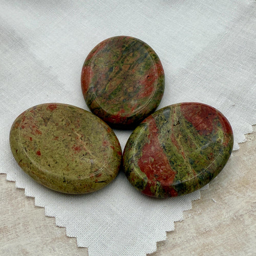 Unakite Worry Stone – Oval Palm Crystal for Healing