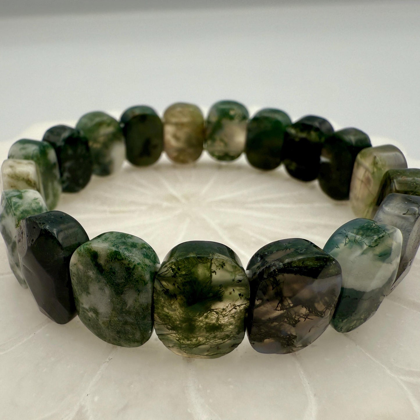 Moss Agate Bracelet 15MM Oval Beads – Natural Crystal for Grounding, Prosperity & Calm