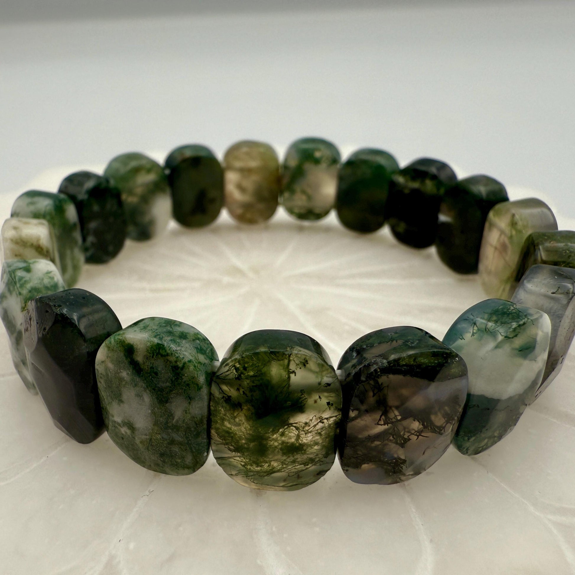 Moss Agate Bracelet 15MM Oval Beads – Natural Crystal for Grounding, Prosperity & Calm