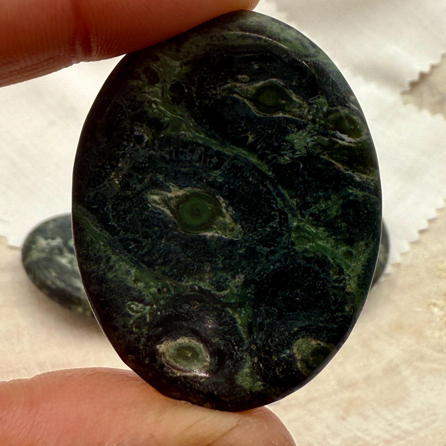 Kambaba Jasper Worry Stone – Oval Palm Crystal, Grounding Energy