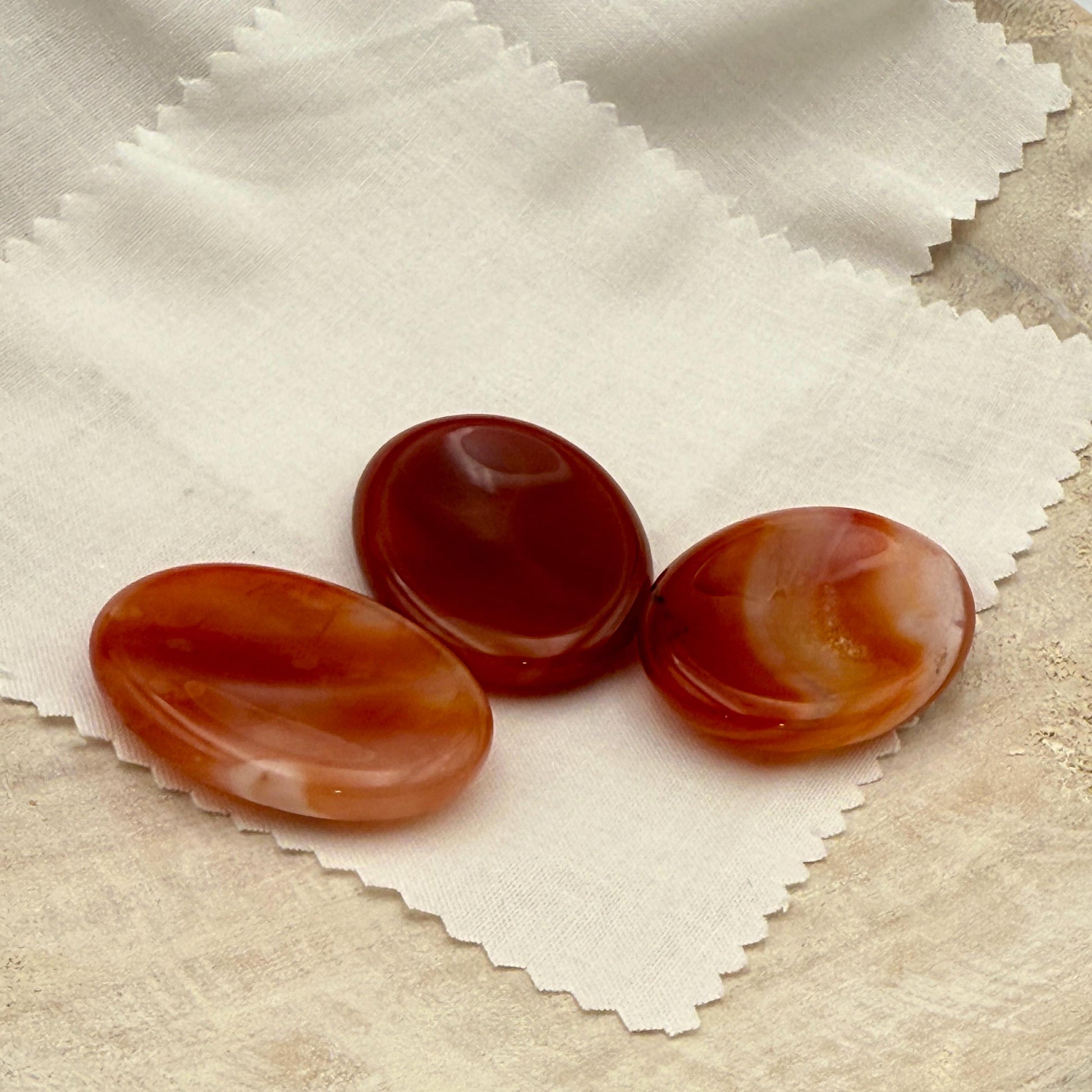 Red Orange Carnelian Worry Stone – Oval Palm Crystal, Motivation & Creativity
