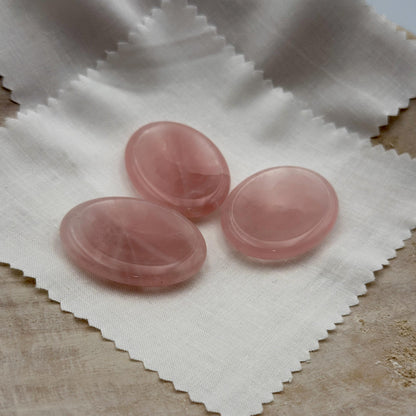 Rose Quartz Worry Stone – Heart Chakra Healing Palm Stone