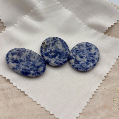 Blue Jasper Worry Stone – Oval Palm Crystal, Calm & Focus