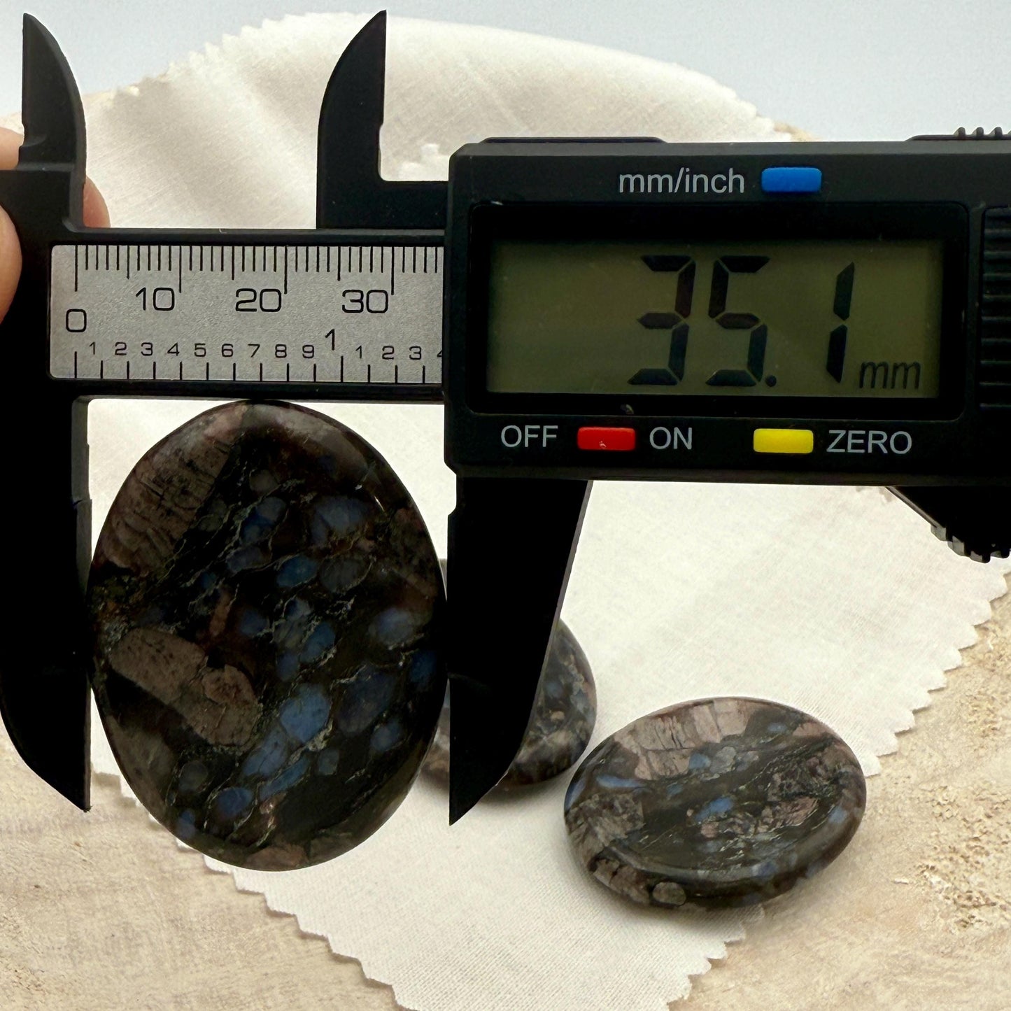 Que Sera Worry Stone - Metaphysical Palm Crystal, Brazil