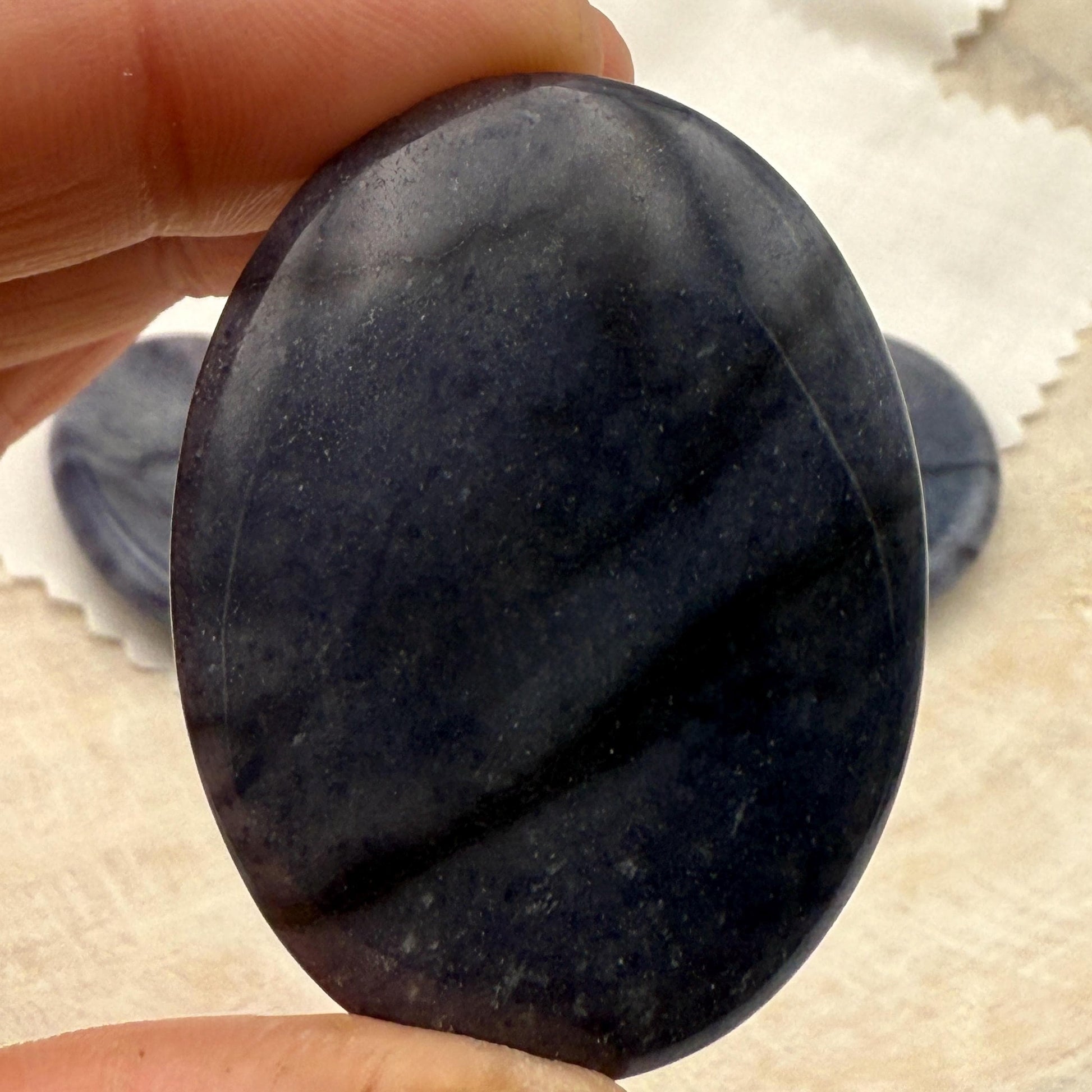 Blue Aventurine Worry Stone – Oval Palm Crystal for Calm & Confidence