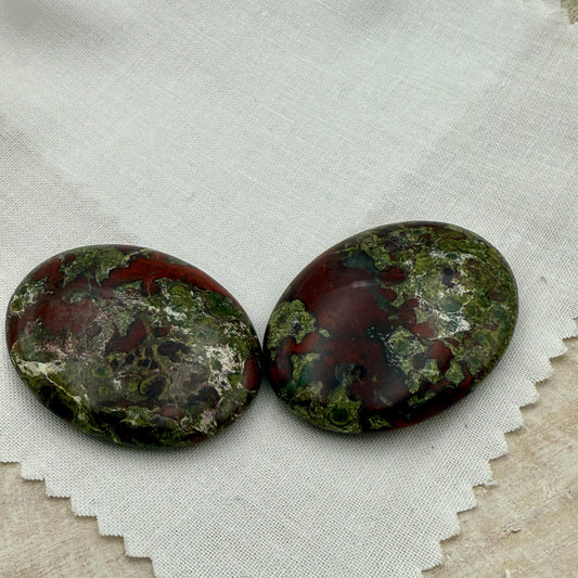 Dragon Blood Stone Worry Stone – Natural Palm Stone, Polished Pocket Crystal