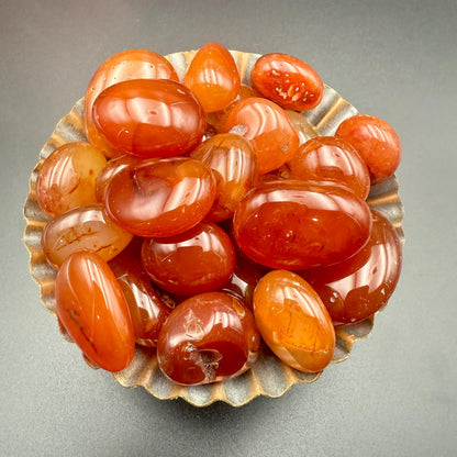 Carnelian Tumbled Stone – Natural Crystal for Motivation, Creativity, Confidence & Vitality