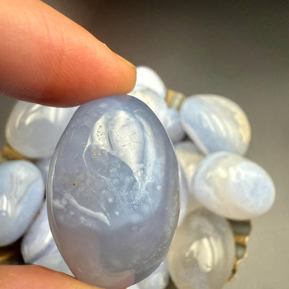 Chalcedony Tumbled Stone – Natural Crystal for Calm, Communication, Emotional Healing & Inner Peace