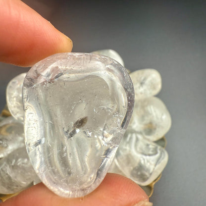 Clear Quartz Tumbled Stone – Master Healer Crystal for Energy Amplification, Clarity, Manifestation & Balance