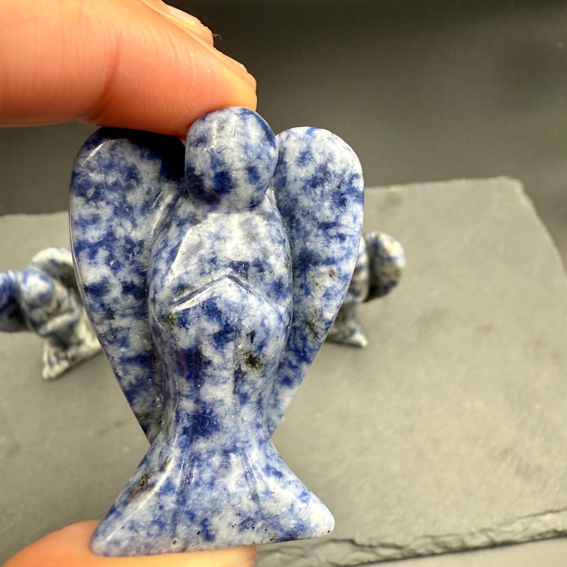 Sodalite Angel – Crystal of Intuition, Clarity & Calm Communication (2")